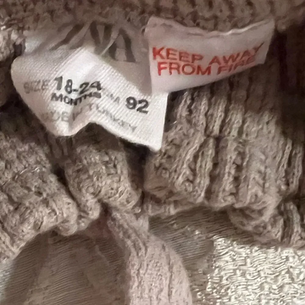 ZARA WAFFLE KNIT JOGGERS, 18-24 months